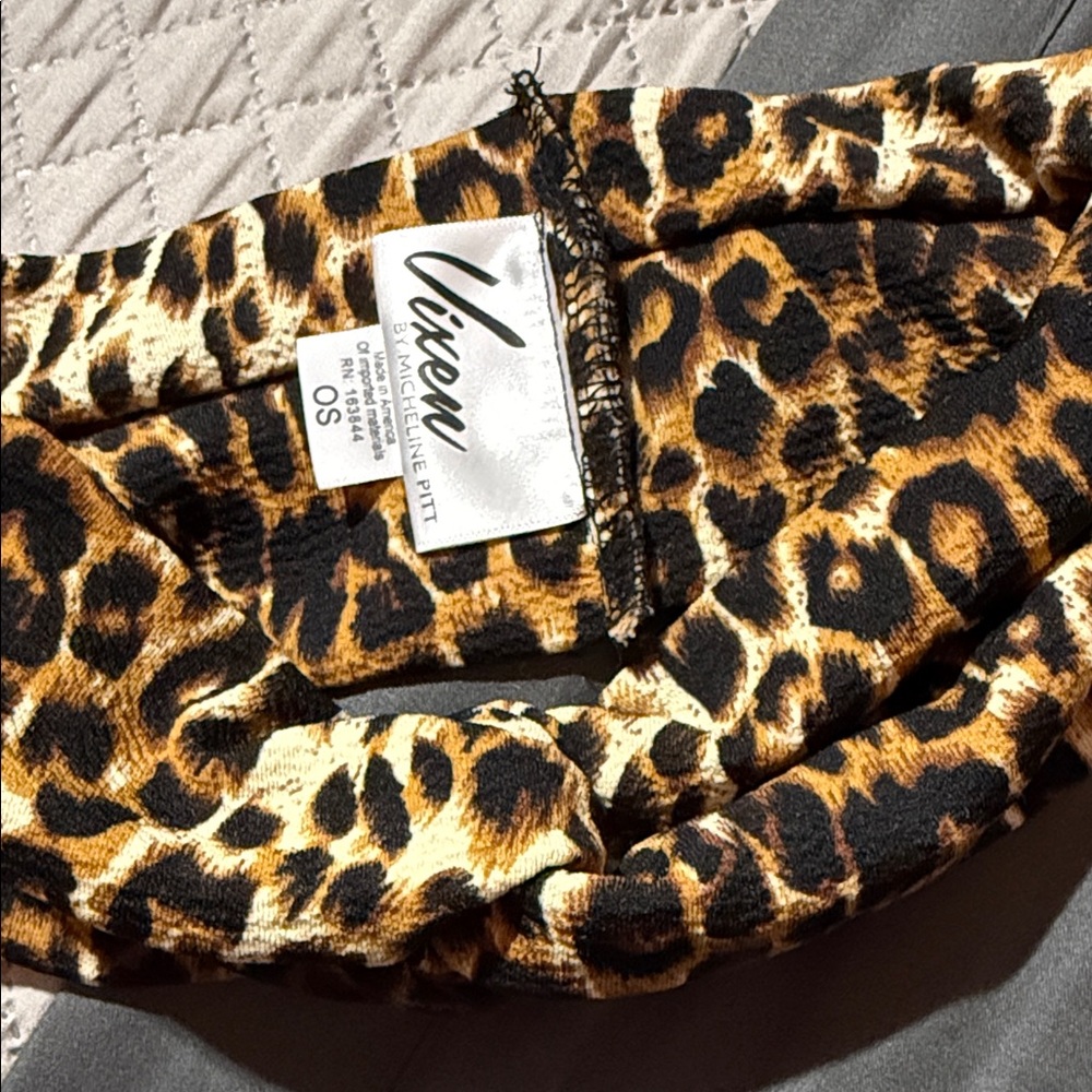 Vixen Crepe Leopard Print Headband - Picture 2 of 2
